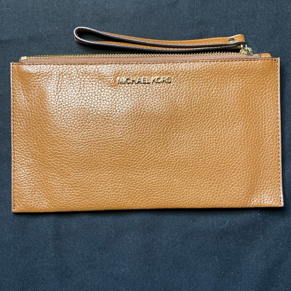 XL Michael Kors Clutch Wristlet